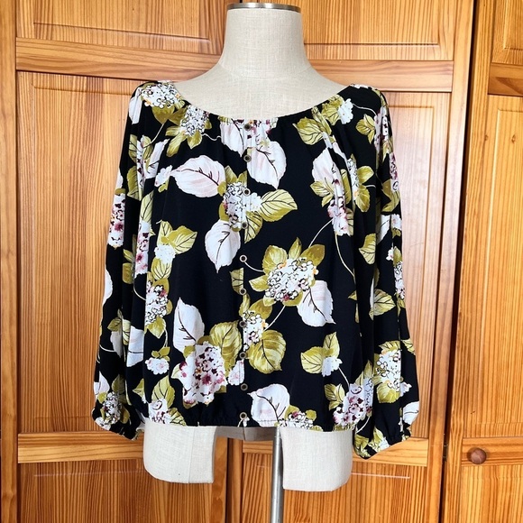 a.n.a Black Floral Crop Blouse Off Shoulder Festival Trendy Sexy Casual Chic - Picture 3 of 10